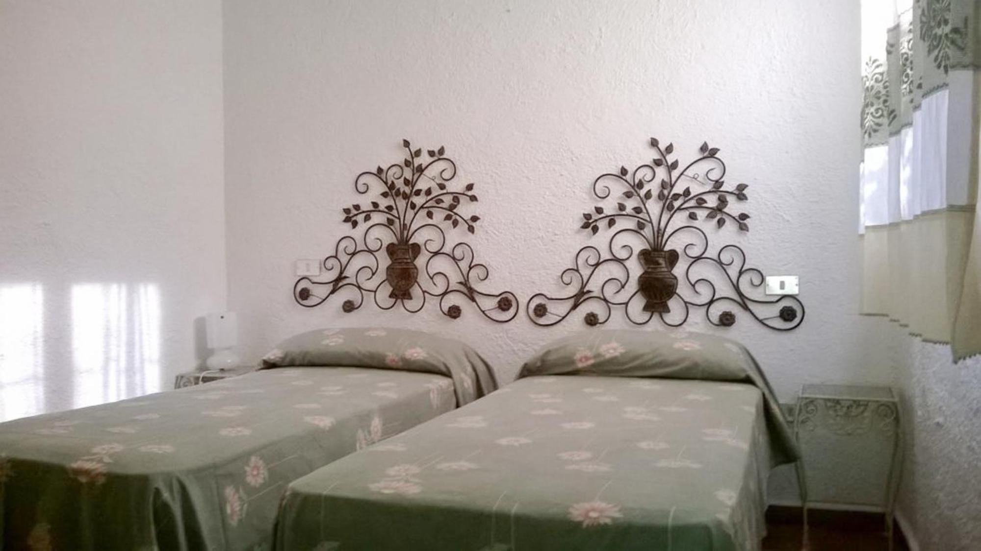 Welcomely - Porto Rafael Apartments Palau Luaran gambar